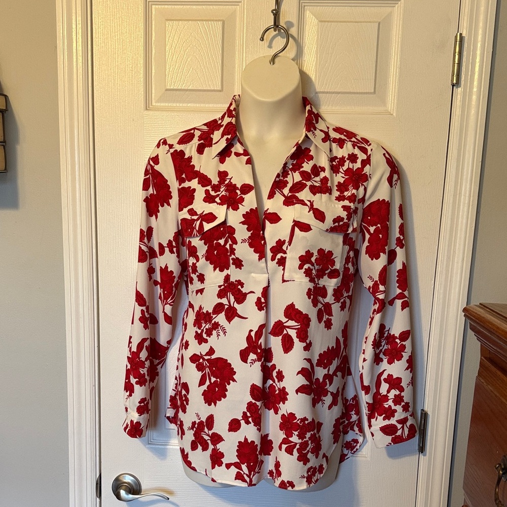 Ann Taylor Red and White Floral Button Down Shirt